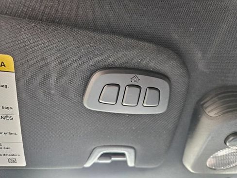 Used 2016 Ford Mustang Premium RWD image 11