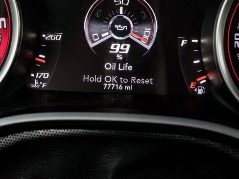 Used 2015 Dodge Challenger SRT w/ Technology Group image 17