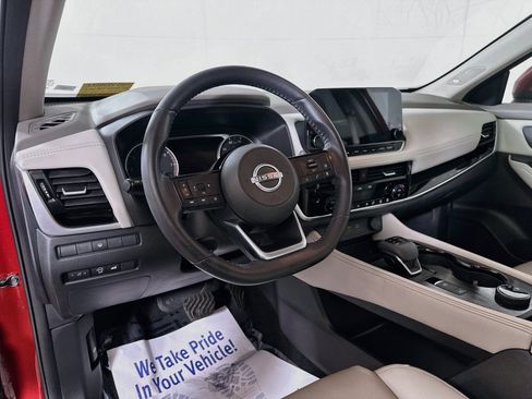 Used 2023 Nissan Rogue SL w/ SL Premium Package AWD/4WD image 9