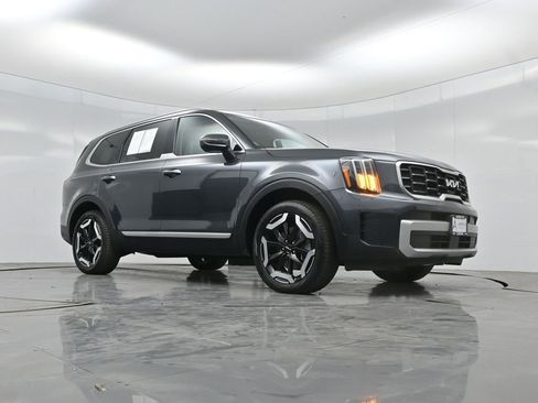 Used 2024 Kia Telluride S w/ S Sunroof Package AWD/4WD image 47