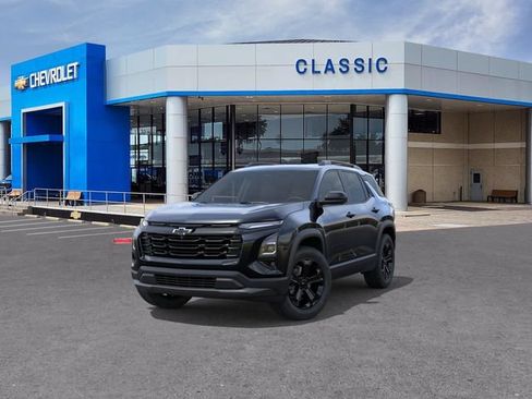 New 2027 Chevrolet Equinox LT w/ Convenience Package II FWD image 8