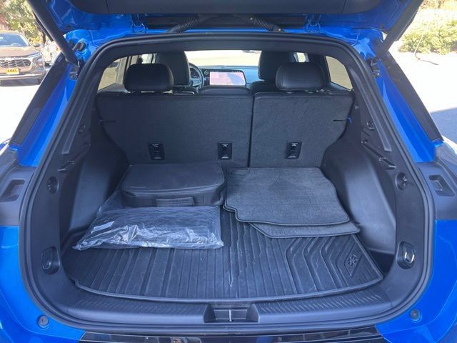 Used 2024 Chevrolet Equinox EV LT w/ Active Safety Package 3 AWD/4WD image 24