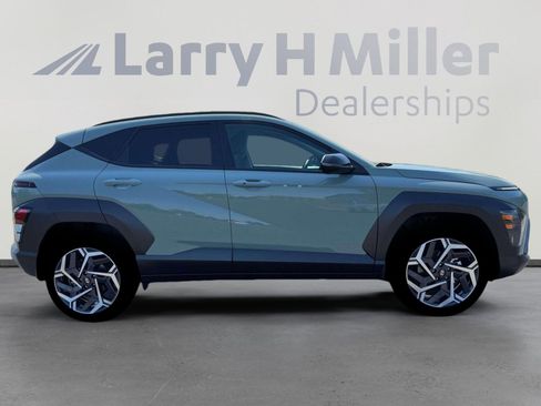 New 2026 Hyundai Kona SEL Premium FWD image 9