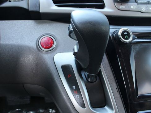 Used 2015 Honda Odyssey EX image 24