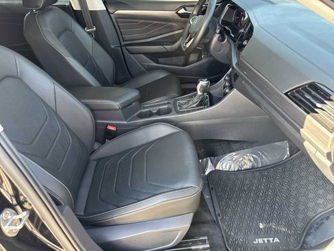Used 2023 Volkswagen Jetta SEL image 21
