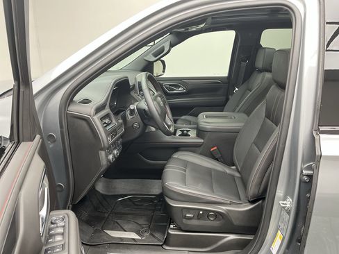 Certified 2024 Chevrolet Suburban RST w/ Luxury Package image 2