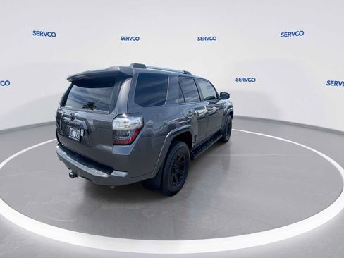 Used 2016 Toyota 4Runner SR5 RWD image 8
