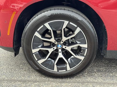 Certified 2025 BMW X3 xDrive30i AWD/4WD image 9