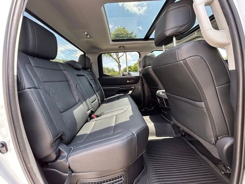 Used 2024 Toyota Tundra Limited AWD/4WD image 31