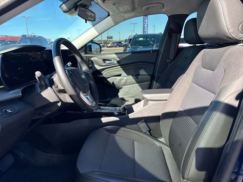 Used 2024 Chevrolet Trax LT w/ LT Convenience Package image 13