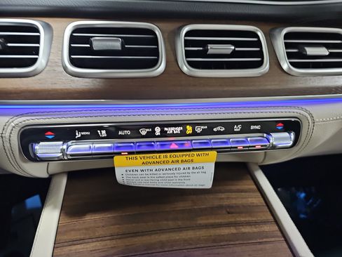 New 2026 Mercedes-Benz GLS 450 4MATIC image 23