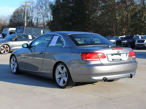 Used 2008 BMW 335i Convertible image 9