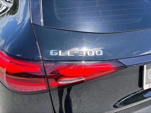 Certified 2024 Mercedes-Benz GLC 300 image 25