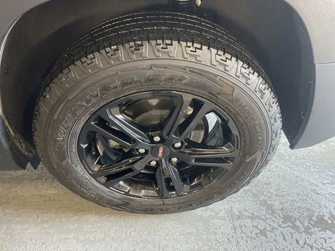 Certified 2023 GMC Terrain AT4 w/ Infotainment Package II image 9