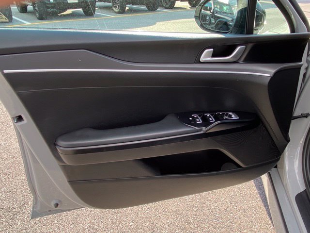 Used 2022 Kia K5 GT-Line w/ GT-Line Awd Premium Package image 9