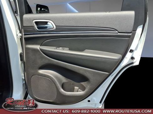 Used 2021 Jeep Grand Cherokee Limited w/ Premium Lighting Group RWD image 17