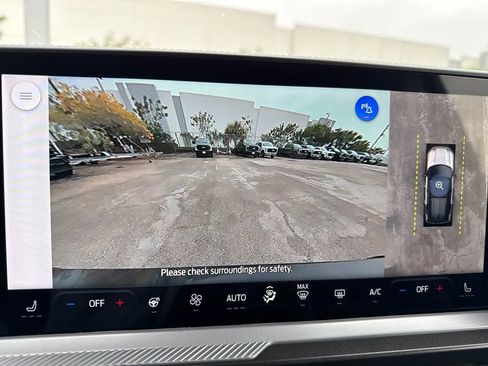 New 2026 Ford Bronco Sport Outer Banks w/ Outer Banks Tech Package+ AWD/4WD image 25