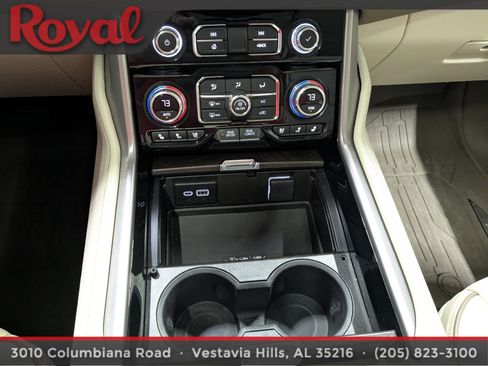 Used 2024 GMC Yukon XL Denali image 26