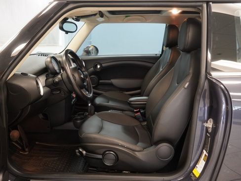 Used 2012 MINI Cooper Hardtop image 6