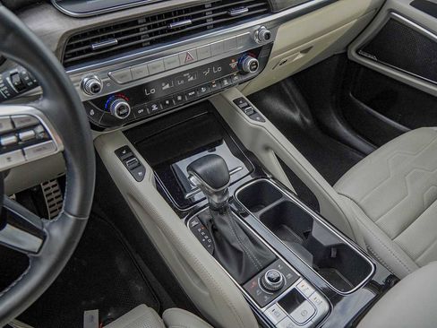 Certified 2022 Kia Telluride SX w/ SX Prestige Package image 18