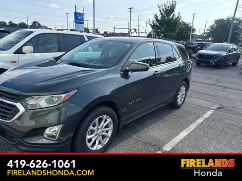 Used 2020 Chevrolet Equinox LT FWD image 2