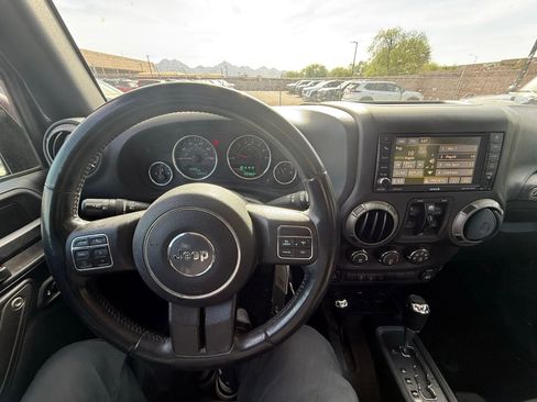 Used 2017 Jeep Wrangler Unlimited Sport w/ Quick Order Package 24S AWD/4WD image 23