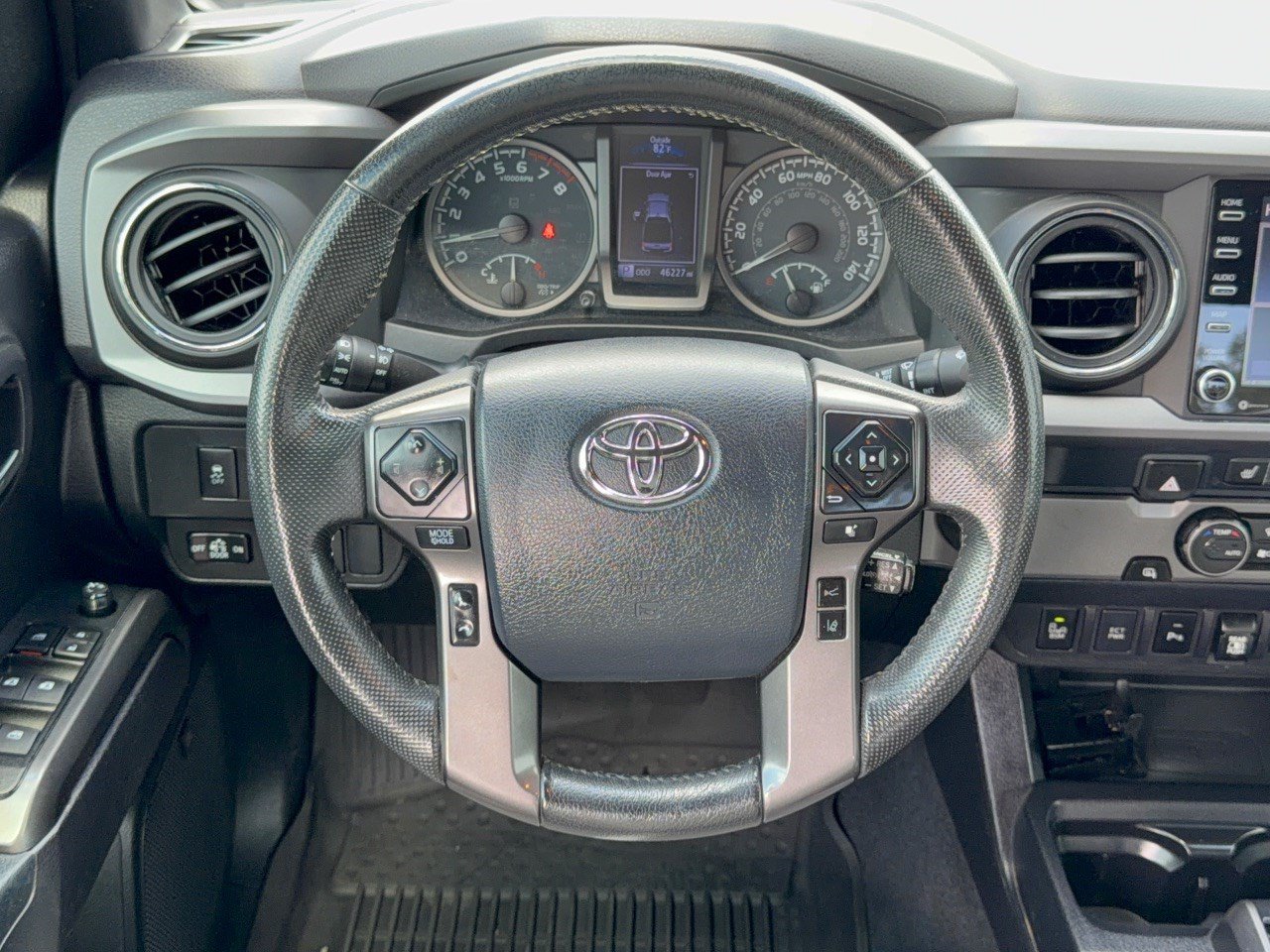 Used 2020 Toyota Tacoma TRD Sport w/ TRD Premium Sport Package RWD image 10