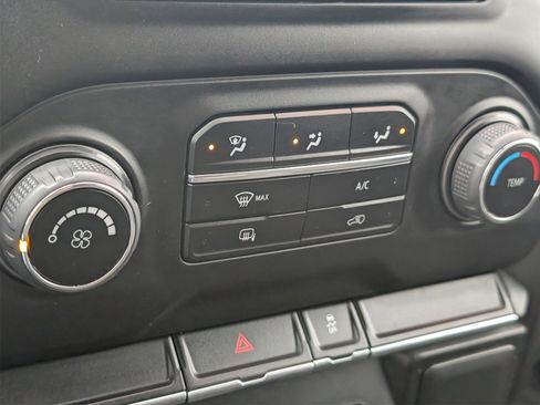 Used 2023 Chevrolet Silverado 2500 Custom w/ Infotainment Package image 19