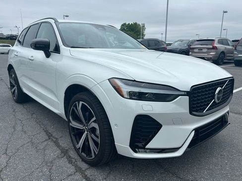 Certified 2023 Volvo XC60 B5 Ultimate w/ Climate Package AWD/4WD image 1