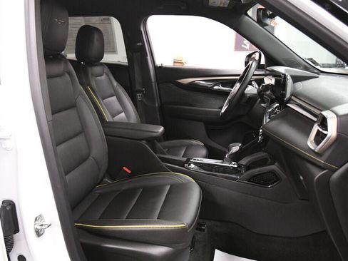 Used 2024 Chevrolet TrailBlazer ACTIV w/ Convenience Package AWD/4WD image 25