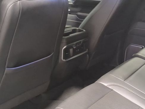 Used 2025 GMC Sierra 1500 Denali AWD/4WD image 22