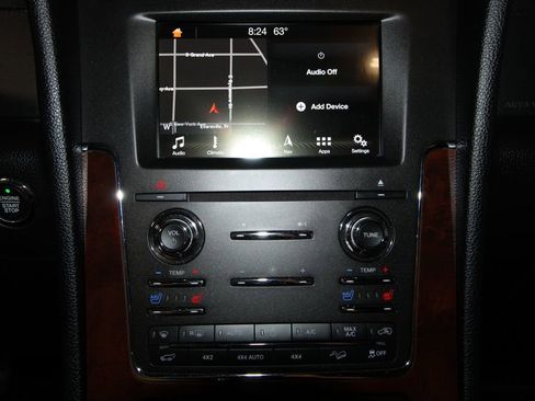 Used 2016 Lincoln Navigator L Select image 16