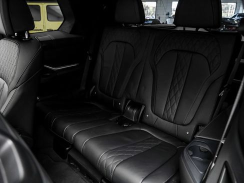Used 2024 BMW ALPINA XB7 AWD/4WD image 38