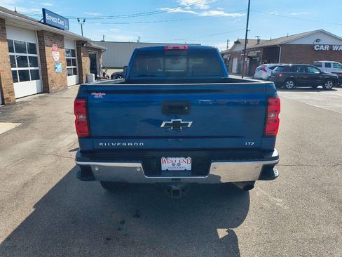 Used 2016 Chevrolet Silverado 2500 LTZ w/ LTZ Plus Package AWD/4WD image 7