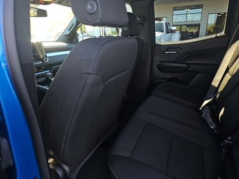 Used 2024 Chevrolet Colorado LT image 9