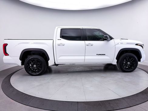 Used 2024 Toyota Tundra Limited AWD/4WD image 41