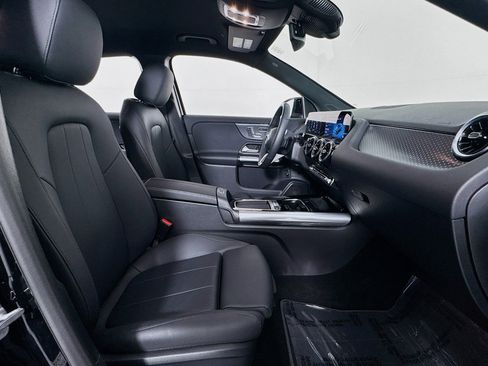 Certified 2026 Mercedes-Benz GLA 250 4MATIC image 7