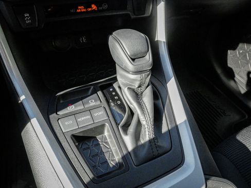 Used 2023 Toyota RAV4 LE image 25