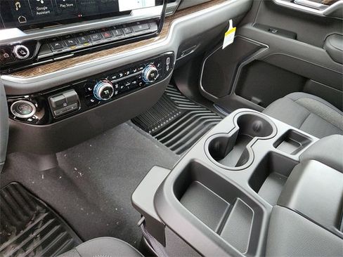 New 2026 GMC Sierra 1500 SLE w/ X31 Off-Road Package image 19