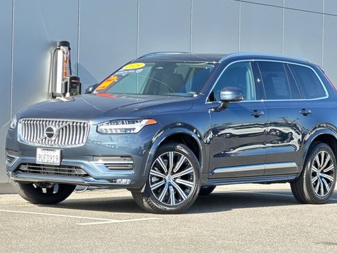 Certified 2025 Volvo XC90 B5 Core w/ Protection Package Premier image 1