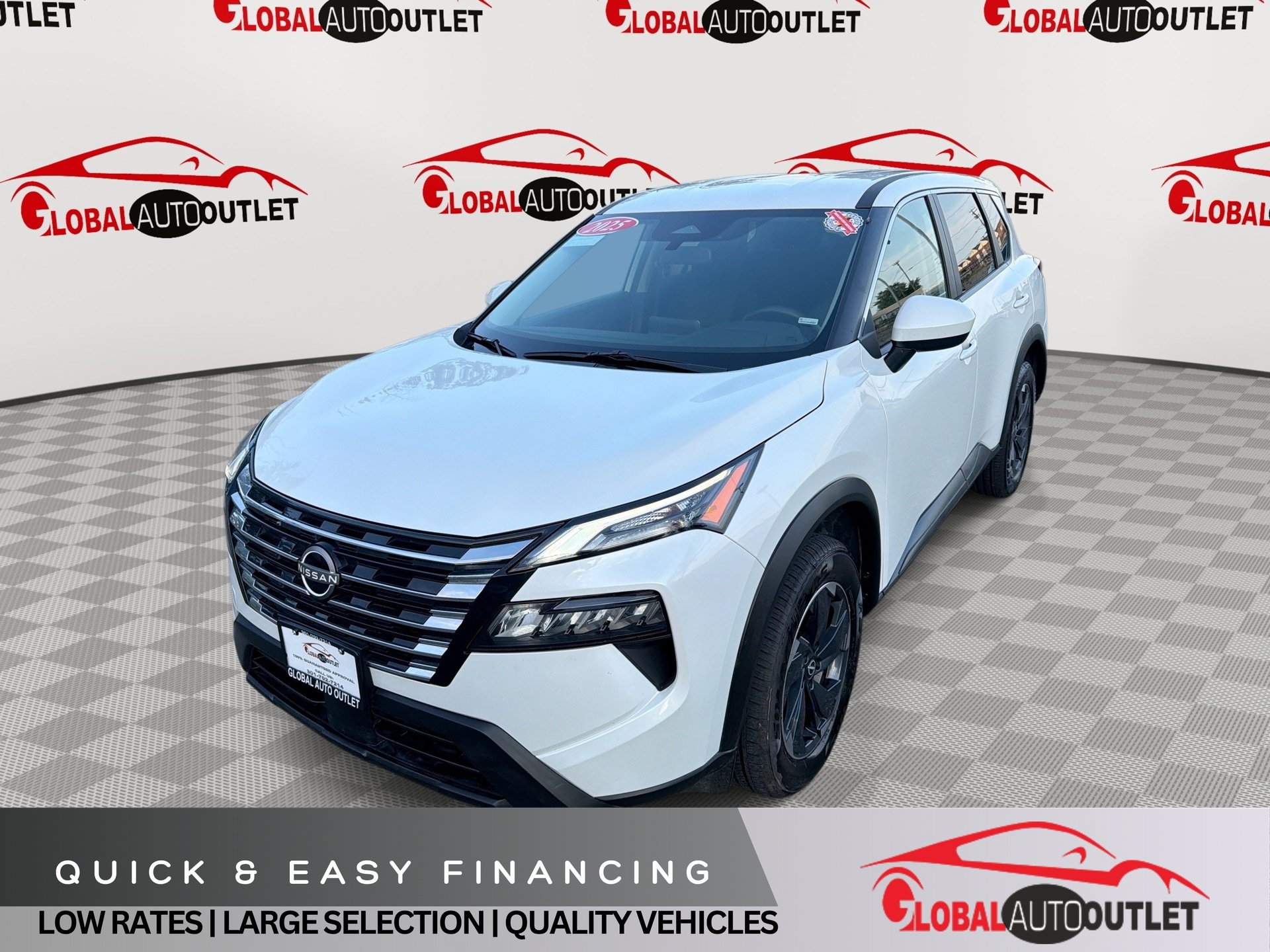 Used 2025 Nissan Rogue SV AWD/4WD image 1