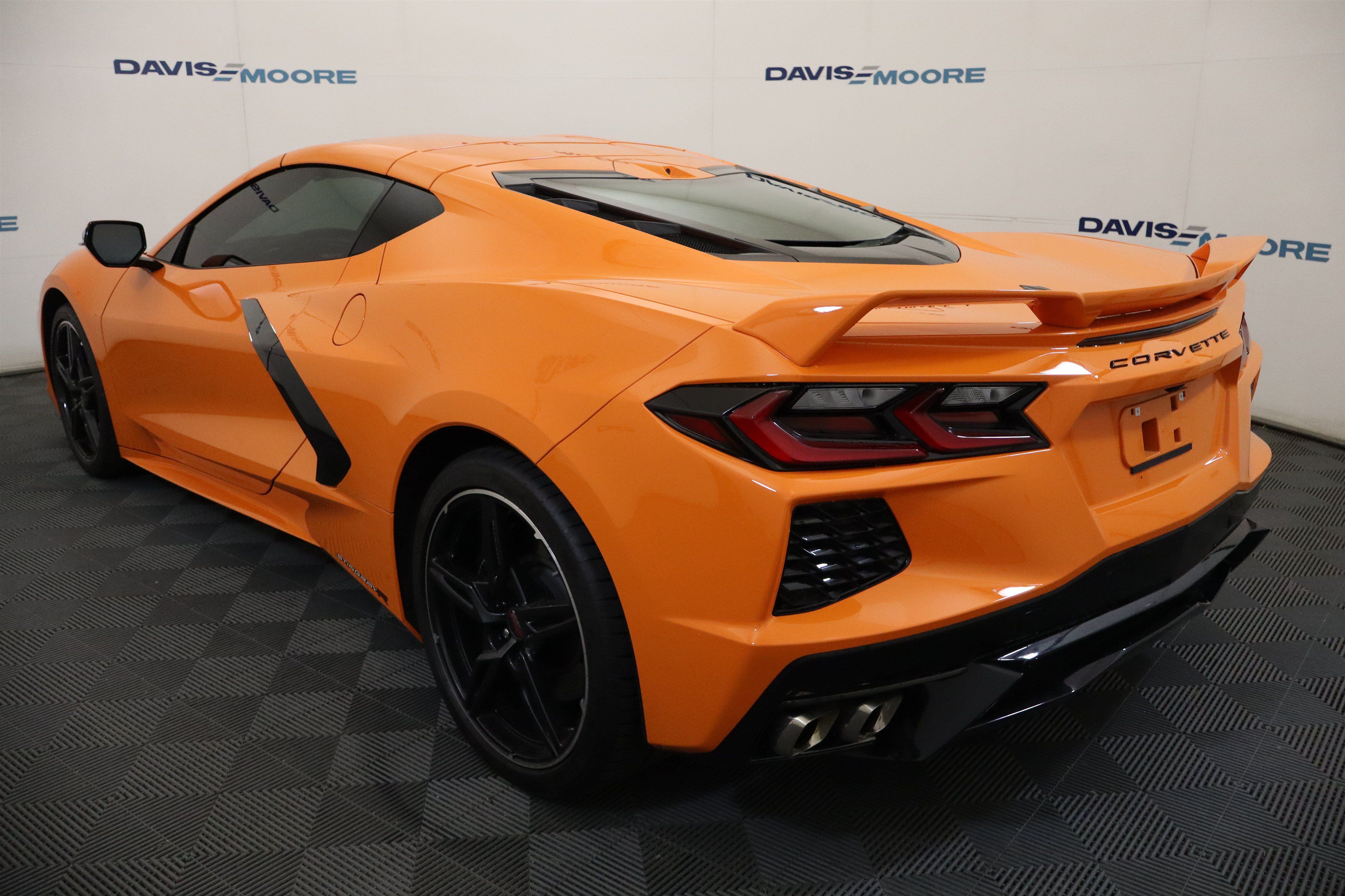 Used 2024 Chevrolet Corvette Stingray Coupe w/ Z51 Performance Package RWD image 12