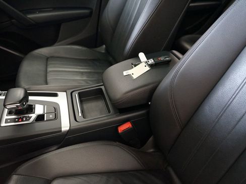 Used 2018 Audi Q5 2.0T Premium Plus w/ Premium Plus Package AWD/4WD image 31