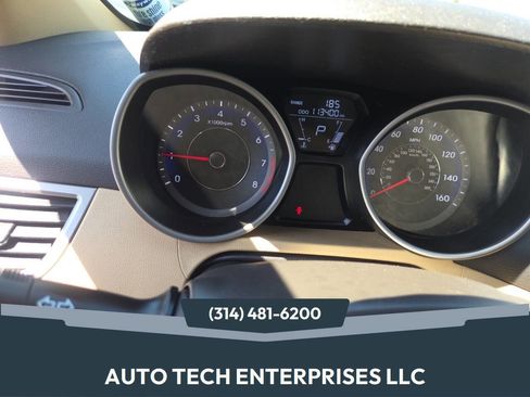 Used 2013 Hyundai Elantra Limited image 2