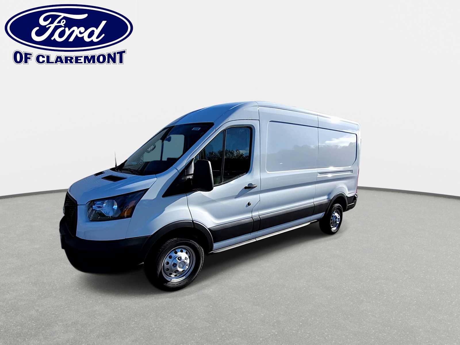 New 2026 Ford Transit 350 148 Medium Roof AWD w/ Load Area Protection Package image 4