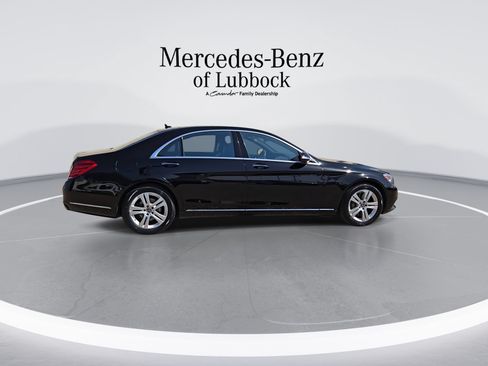 Used 2017 Mercedes-Benz S 550 Sedan image 9