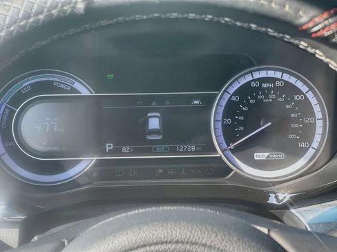 Certified 2022 Kia Niro LXS FWD image 12