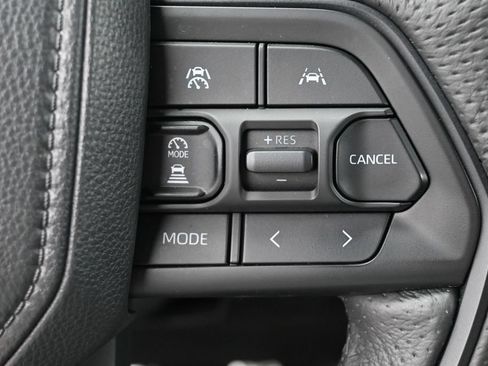 Certified 2025 Toyota Tacoma TRD Pro AWD/4WD image 19