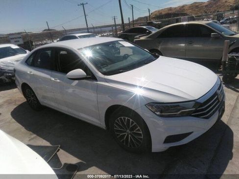 Used 2021 Volkswagen Jetta S w/ Driver Assistance Package FWD image 11