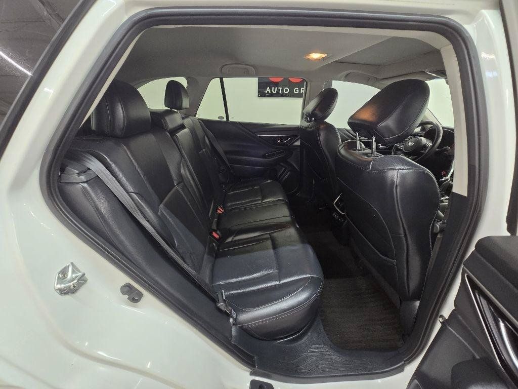 Used 2021 Subaru Outback Limited AWD/4WD image 17